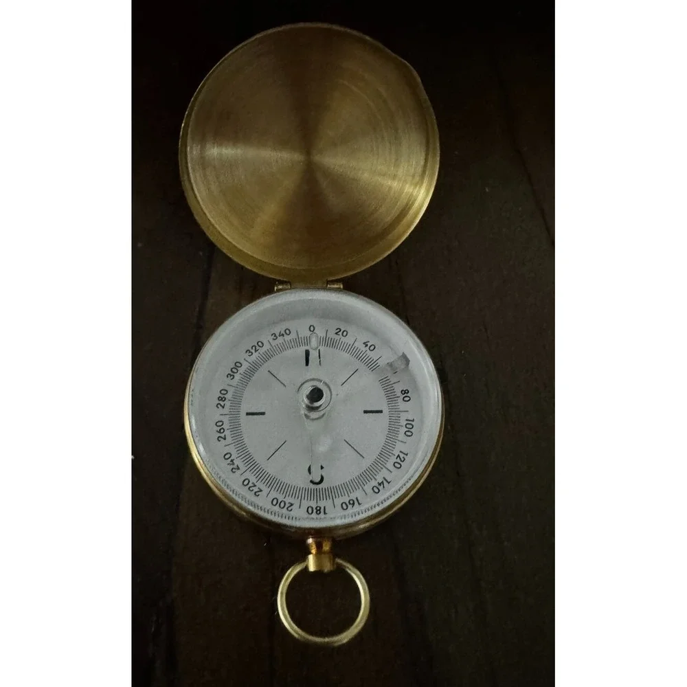 Small Pocket Compass with Lid & Stop Lever To Fix Needle 1.75